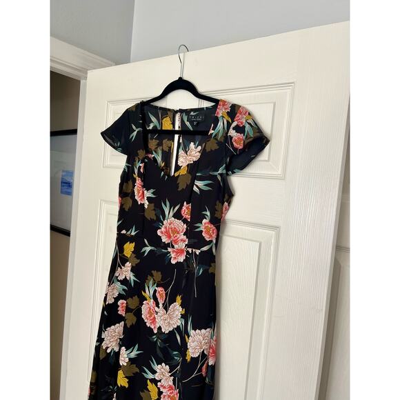 Women’s Floral Dress Size Medium Trixxi Midi - Picture 2 of 9